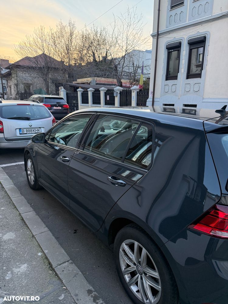 Volkswagen Golf 1.6 TDI DSG Highline - 3