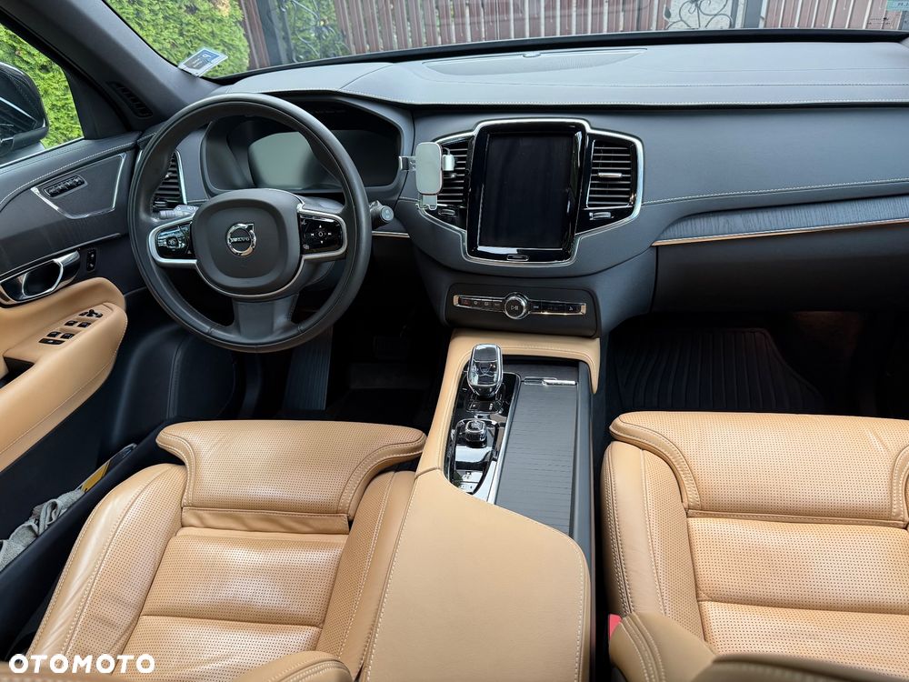 Volvo XC 90 - 10