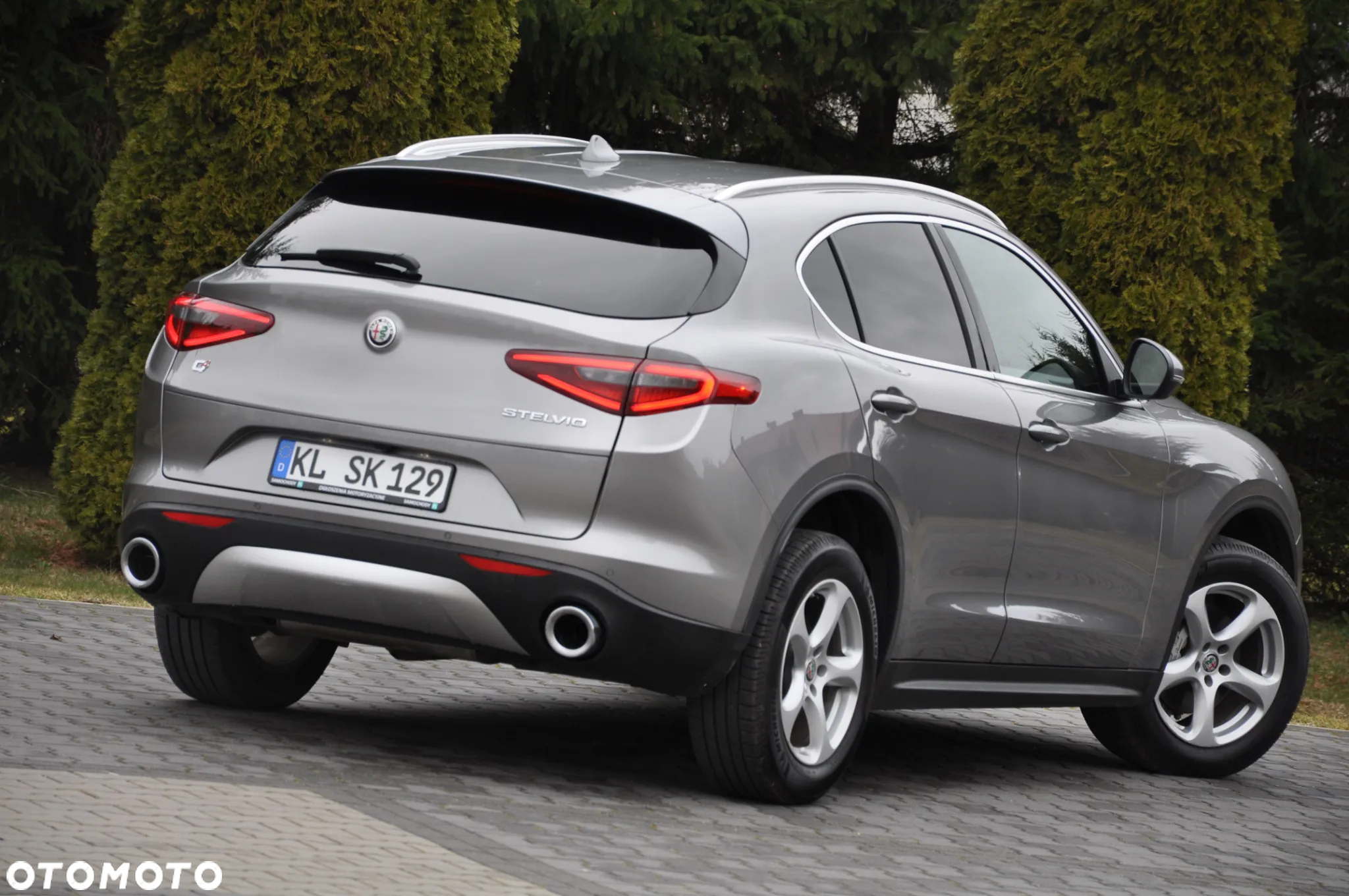 Alfa Romeo Stelvio 2.0 Turbo 16V AT8-Q4 Executive - 14
