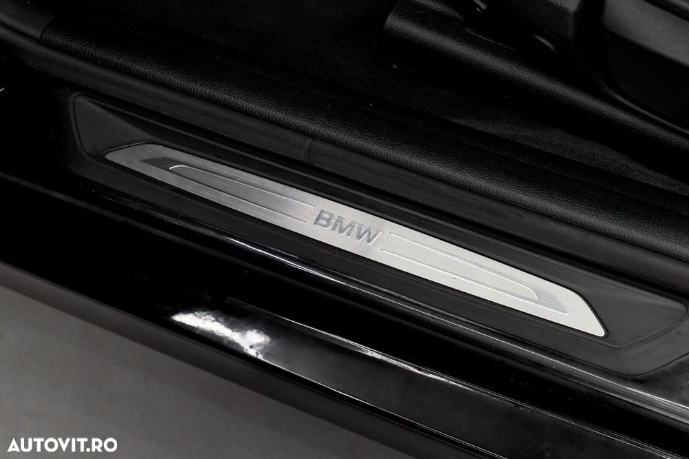 BMW Seria 3 318d Aut. Sport Line - 29