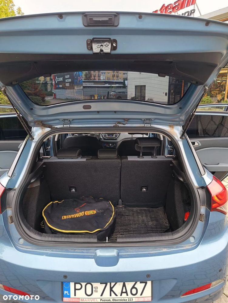 Hyundai i20 1.2 BlueDrive Classic + - 9