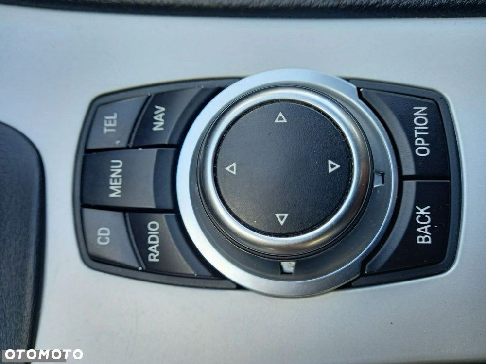BMW Seria 3 - 35