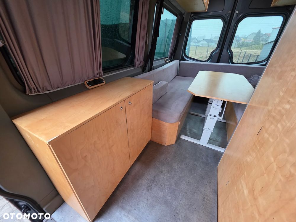 Volkswagen CRAFTER - 22