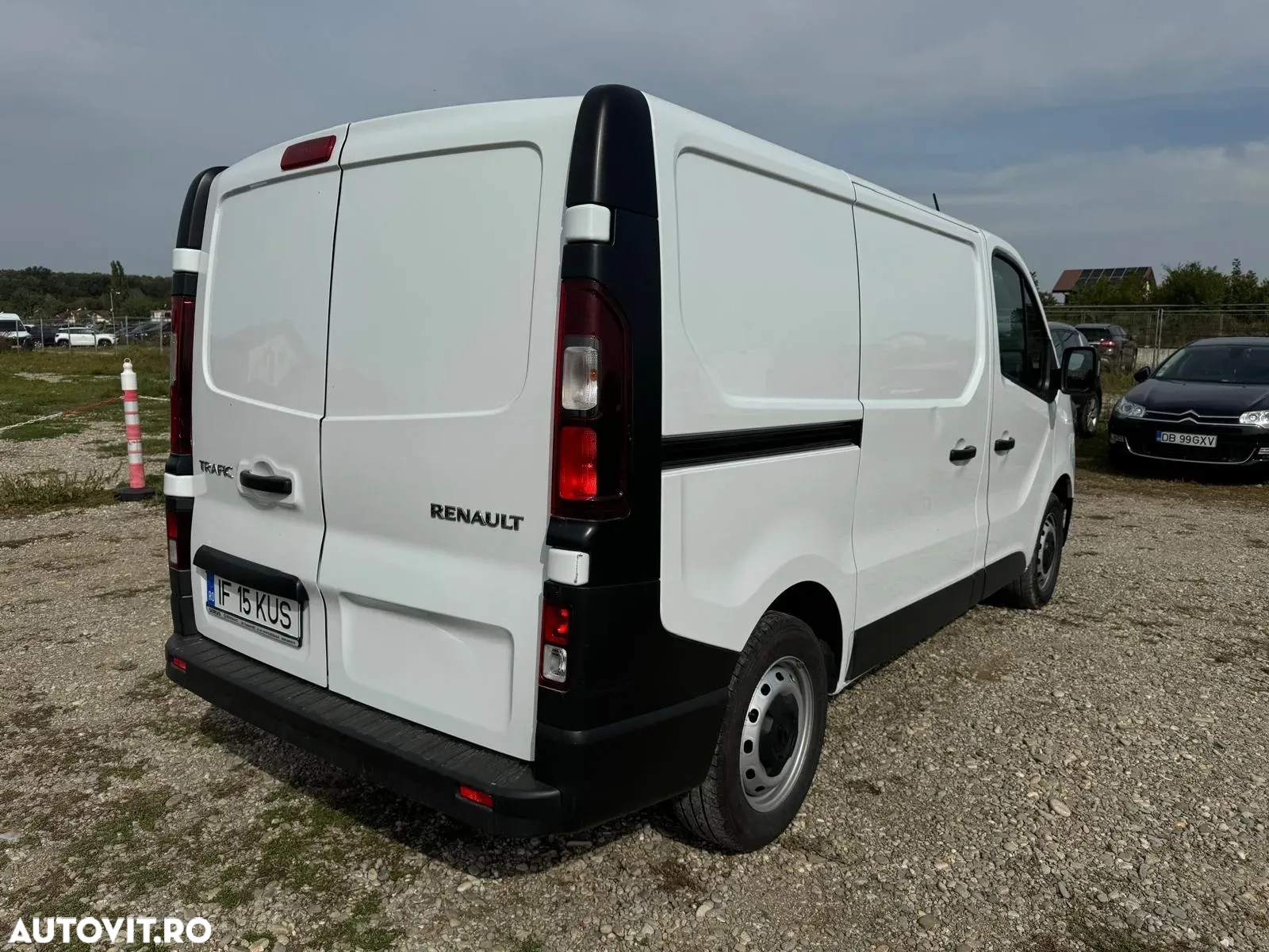 Renault Trafic - 2