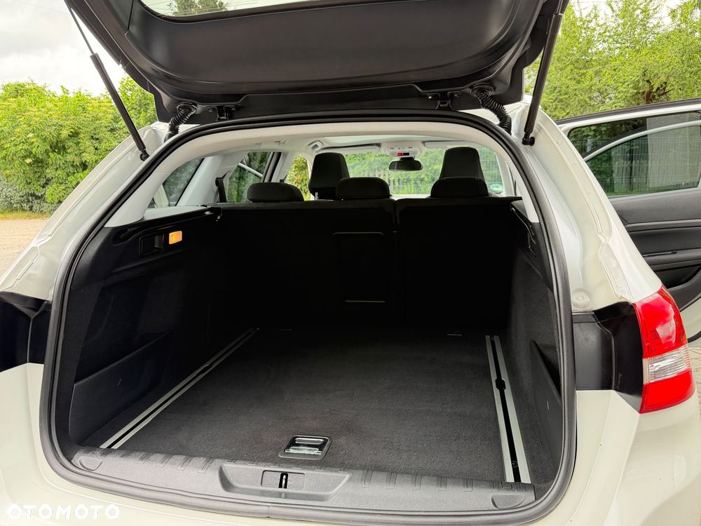 Peugeot 308 1.5 BlueHDi GT S&S EAT8 - 26