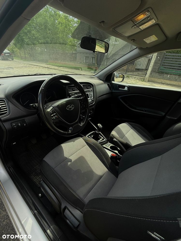 Hyundai i20 - 8