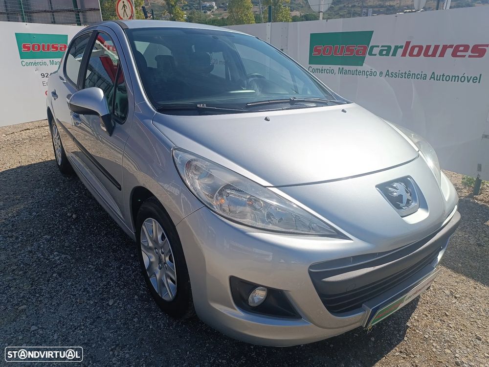 Peugeot 207 1.4 16V Trendy - 6