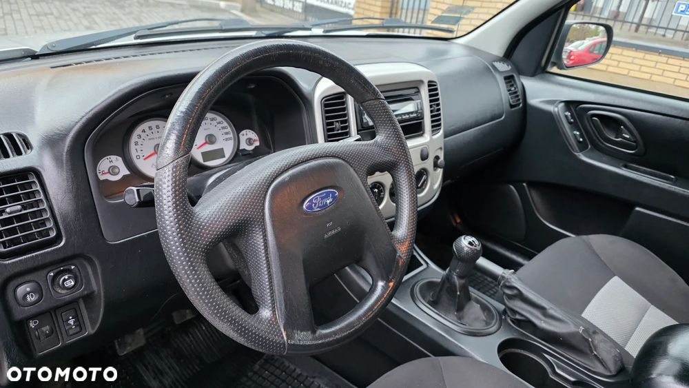 Ford Maverick 2.3 - 10