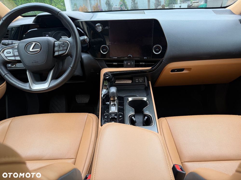 Lexus NX 350h Prestige 2WD - 12