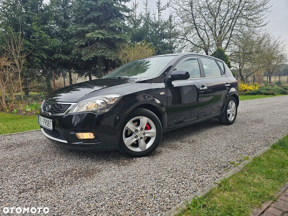 Kia Ceed 1.4 CVVT Attract - 1
