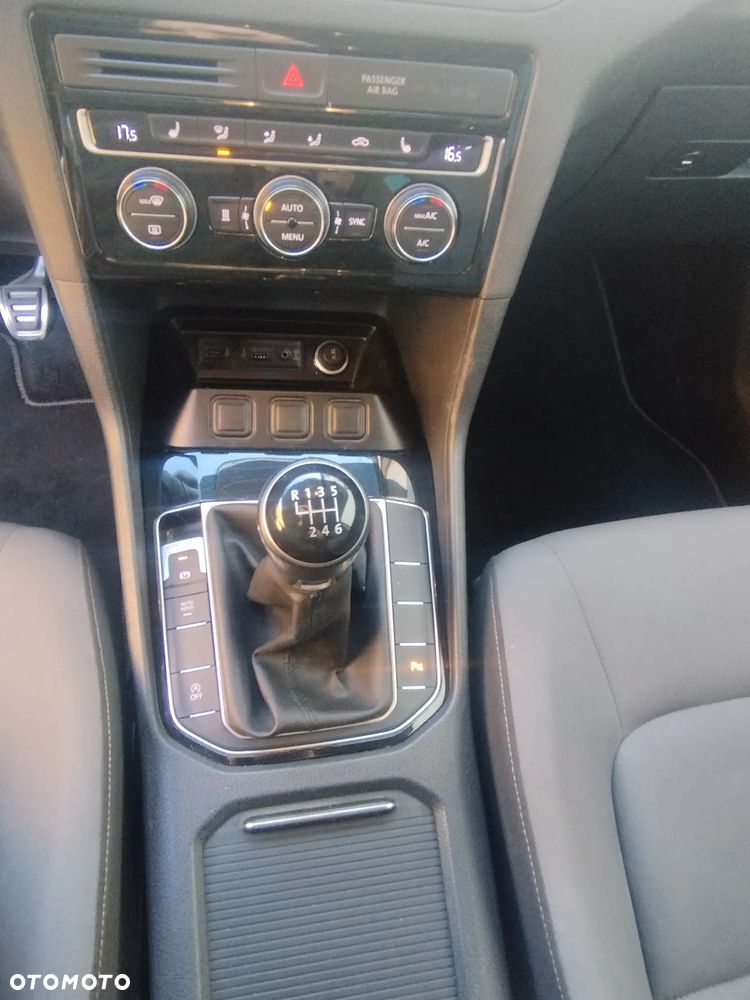 Volkswagen Golf Sportsvan 2.0 TDI BlueMotion Technology Allstar - 19