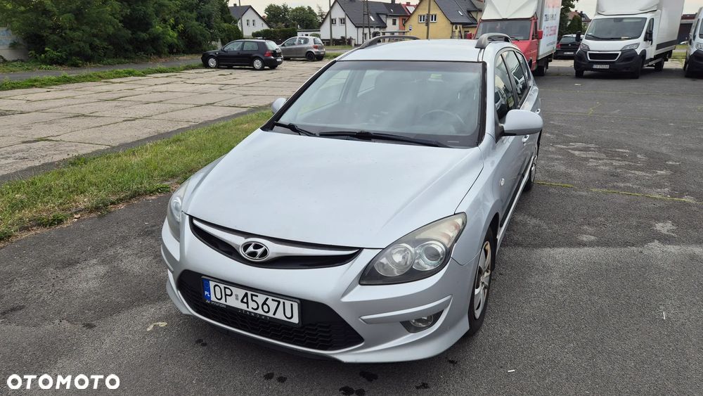 Hyundai i30 1.6 Comfort EU5 - 1
