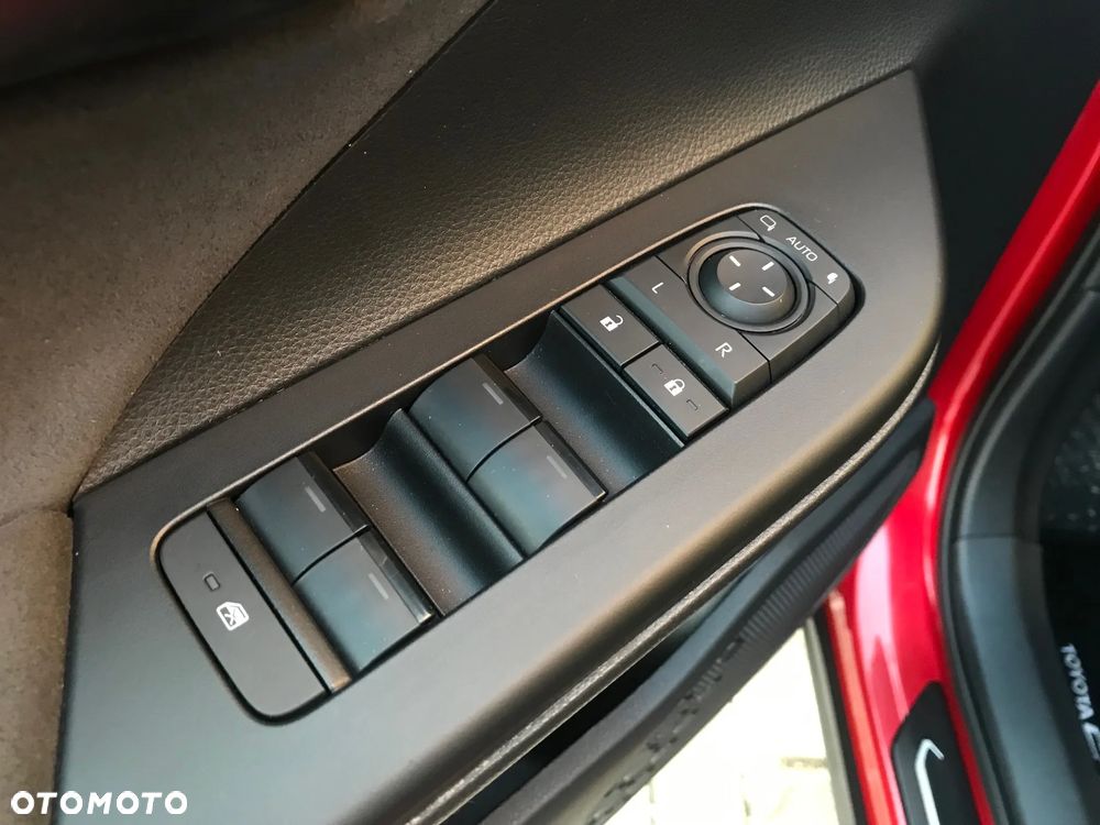 Toyota C-HR 1.8 Hybrid Executive - 39