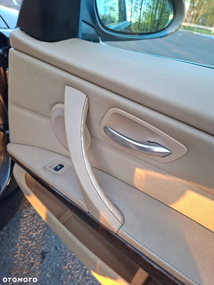 BMW Seria 3 - 34