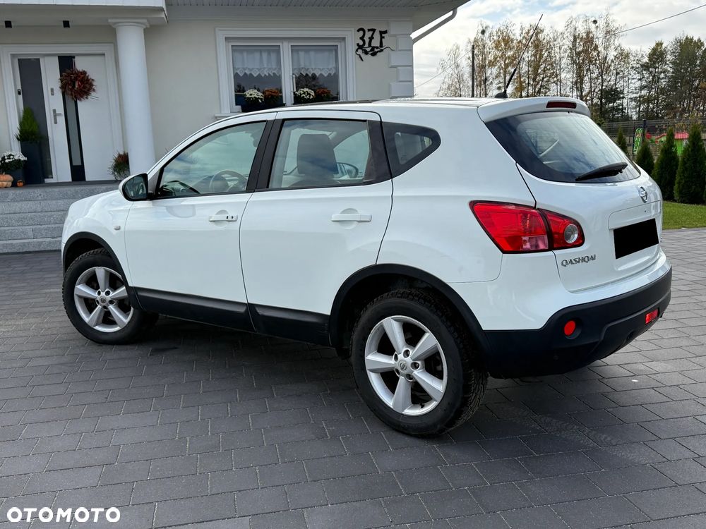 Nissan Qashqai 2.0 dCi 4x4 Tekna Premium - 3