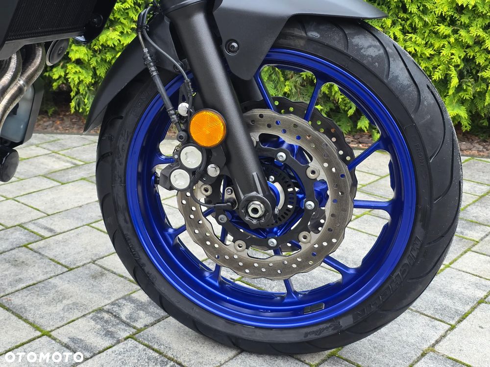 Yamaha MT - 11