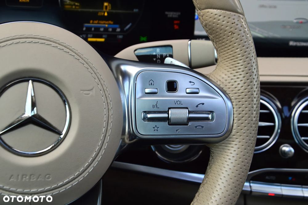 Mercedes-Benz Klasa S 400 d 4-Matic L 9G-TRONIC - 32