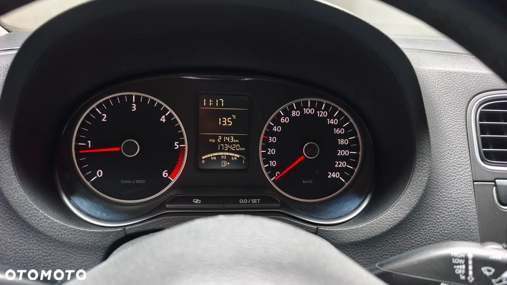 Volkswagen Polo - 23