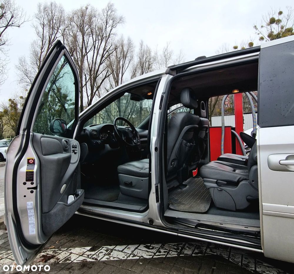Chrysler Voyager - 8