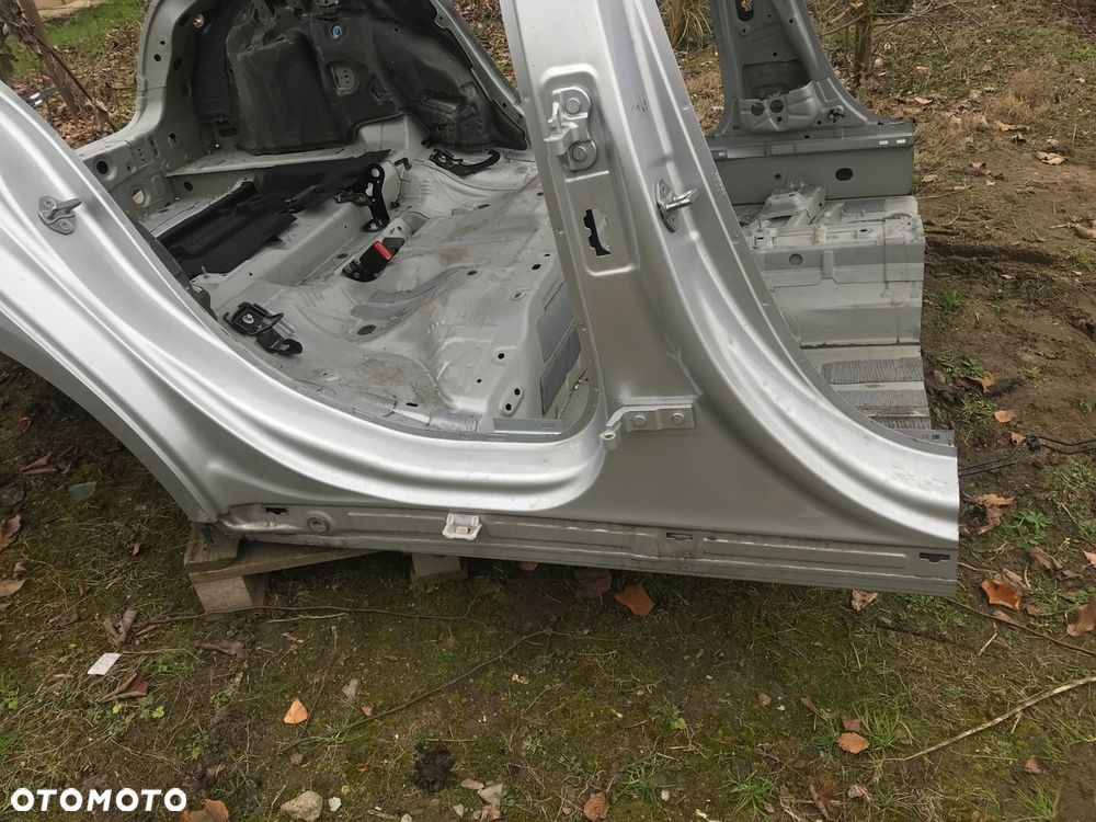 mercedes A 177 tyl dwie cwiartki kolor 775 nowka - 5