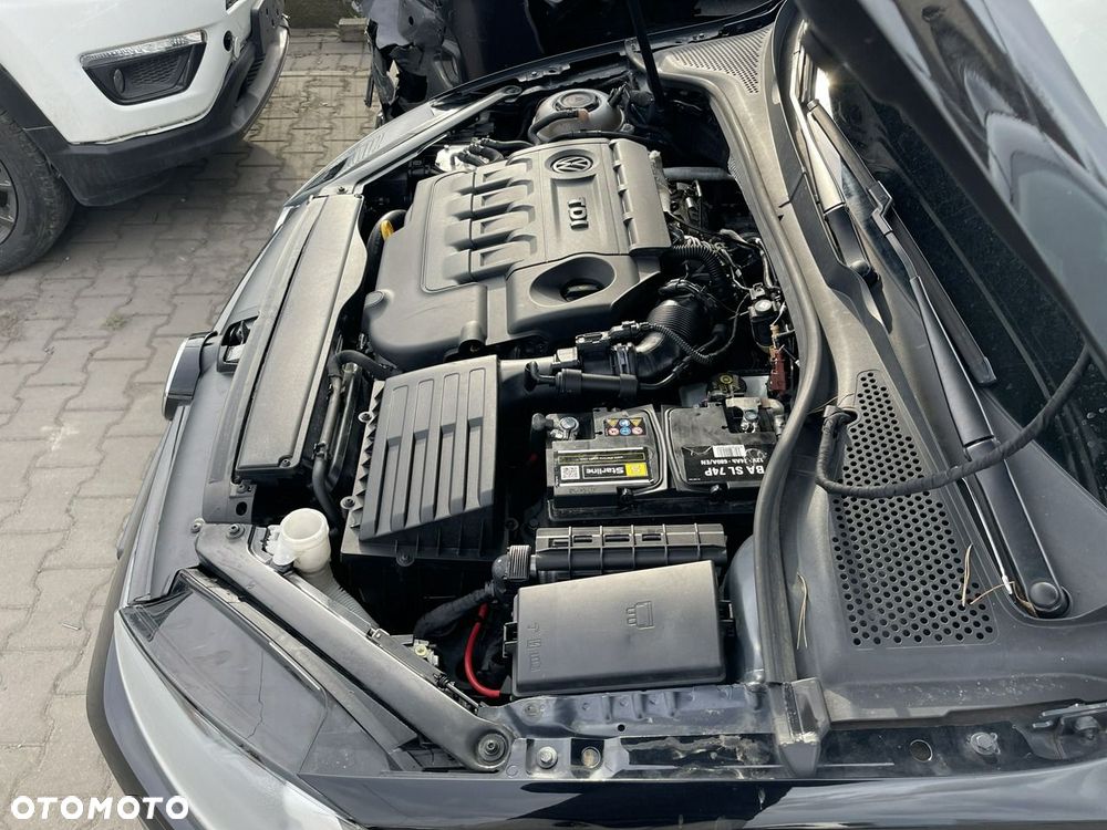 Volkswagen Golf 1.6 TDI SCR Join - 14