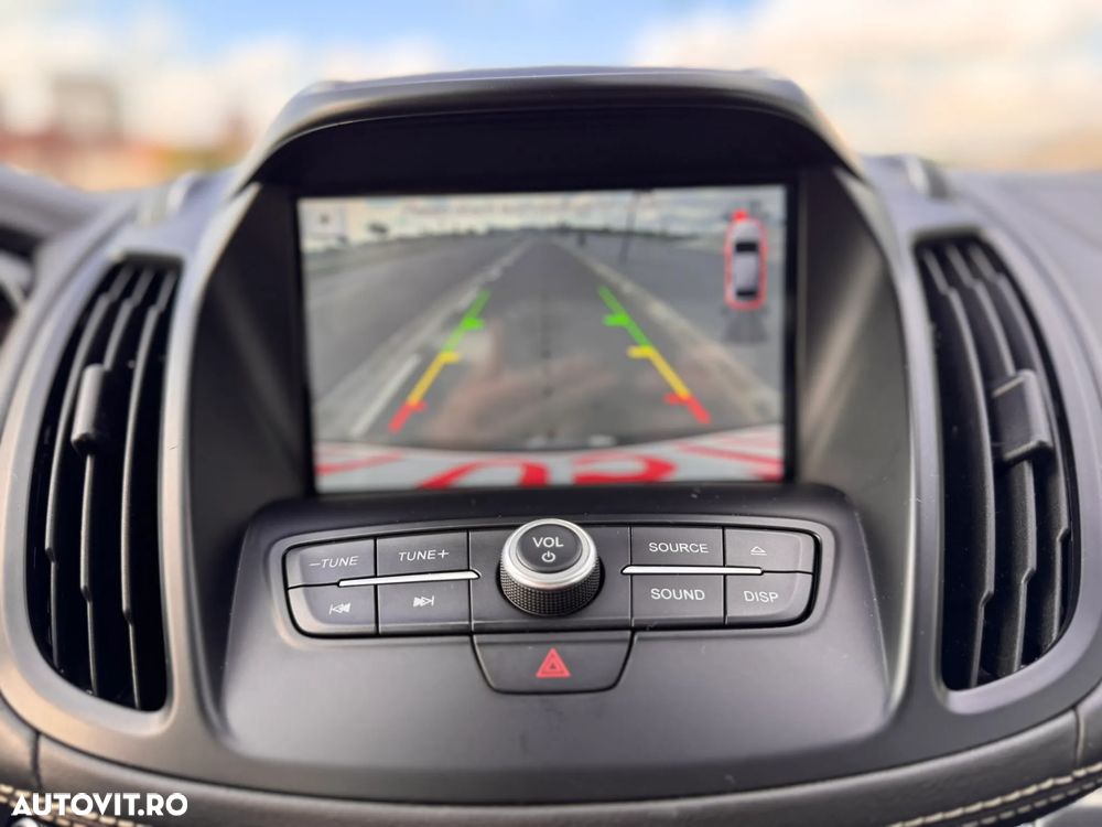 Ford Kuga 2.0 TDCi 4x4 Aut. Vignale - 11