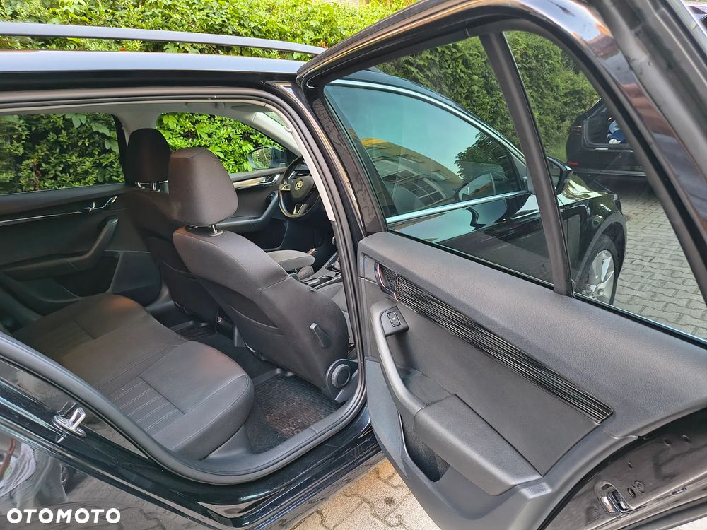 Skoda Octavia 1.6 TDI Ambition DSG - 7