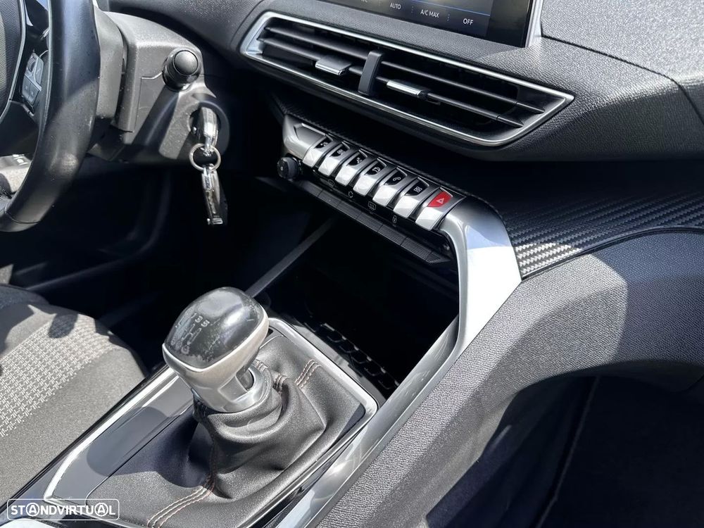 Peugeot 3008 1.2 PureTech Allure Pack - 51