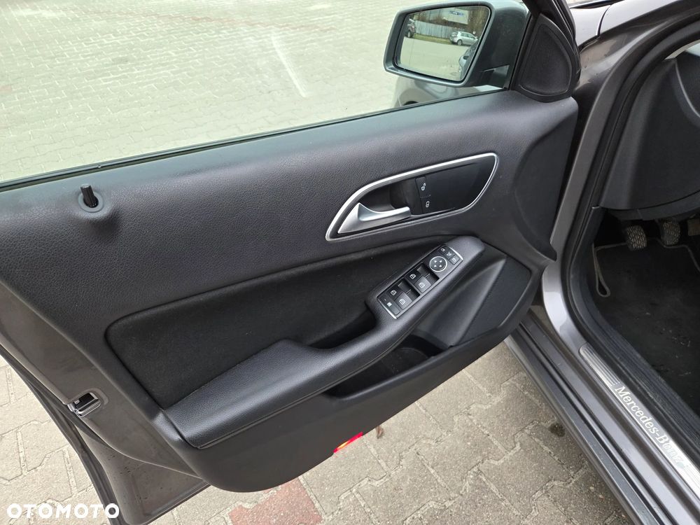 Mercedes-Benz Klasa A 180 d Style - 12