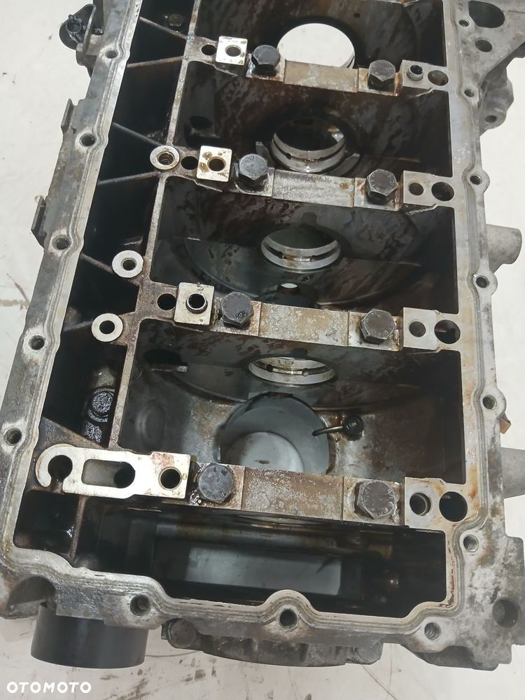 BLOK SILNIKA BMW E90 E92 N43B20A - 13
