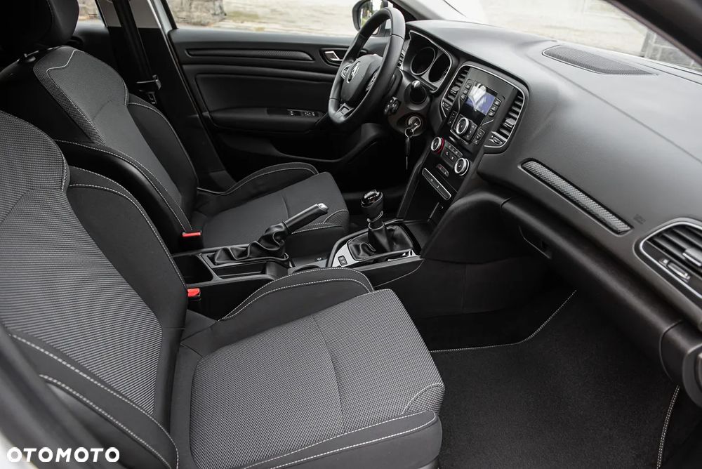 Renault Megane 1.2 Energy TCe Life - 27