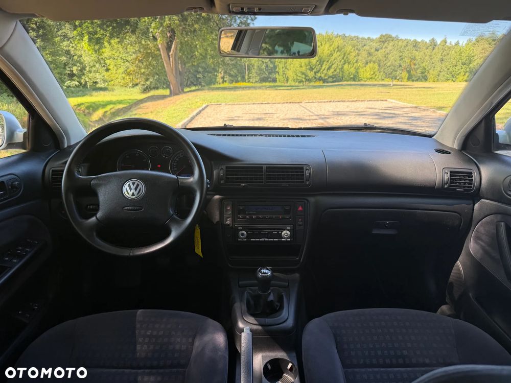 Volkswagen Passat 1.9 TDI - 21