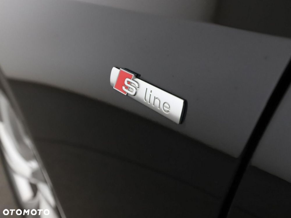Audi A4 Limousine 35 TFSI mHEV S Line S tronic - 39