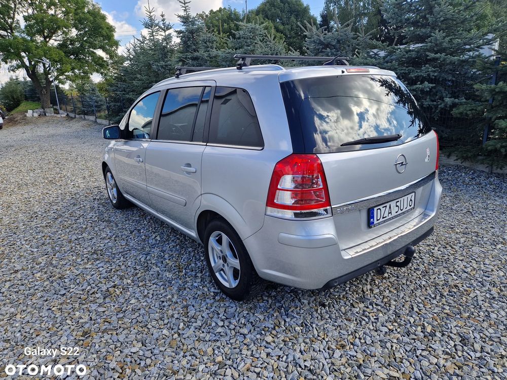 Opel Zafira 1.8 Cosmo EasyTronic - 9