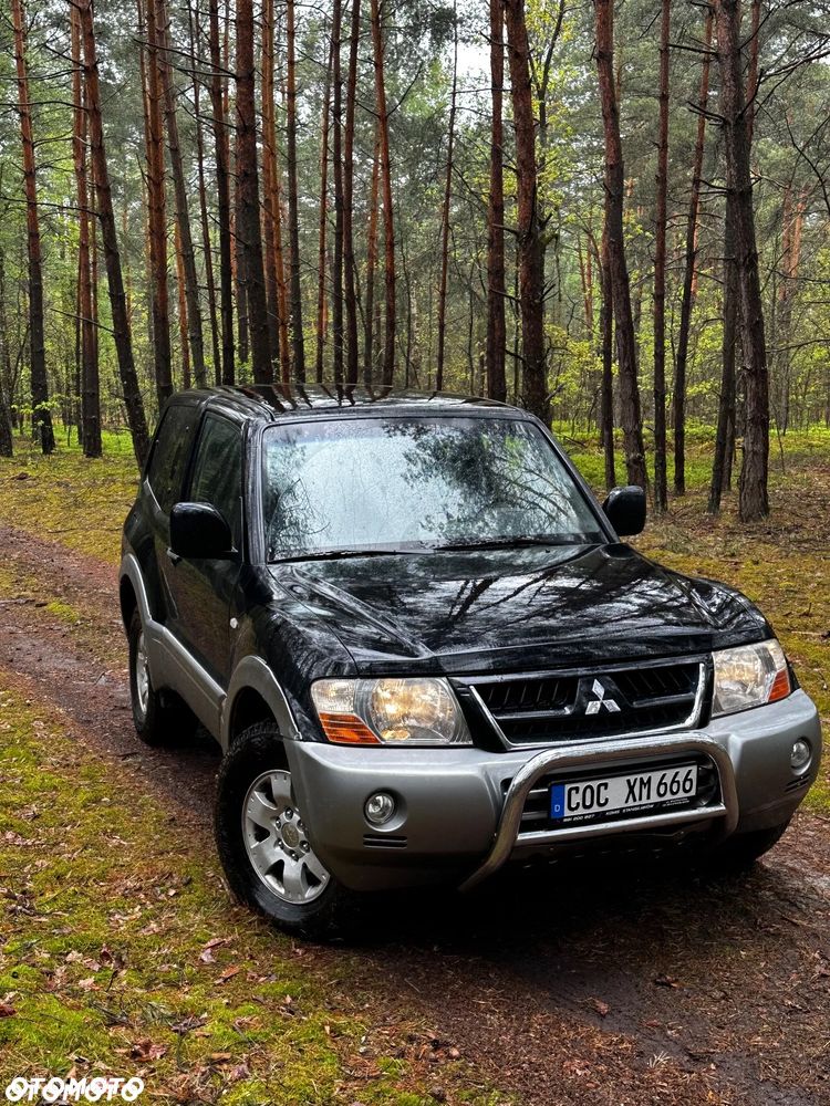 Mitsubishi Pajero 3.2 DI-D Elegance - 1