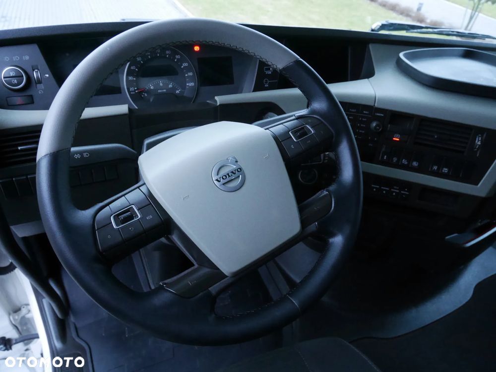 Volvo FH 4/ 460KM/ XXL / STANDARD/ EURO-6/ NISKI PRZEB. - 25