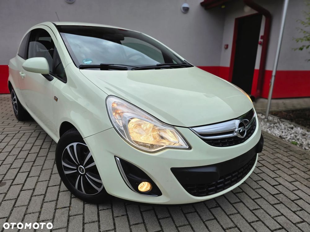 Opel Corsa 1.4 16V Satellite - 2