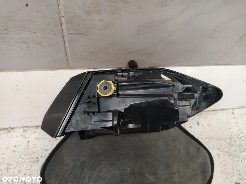 BMW 2 F74 LAMPA LEWA TYLNA LEWY TYŁ 4 PIN WERSJA USA I EU ORYGINAŁ - 6