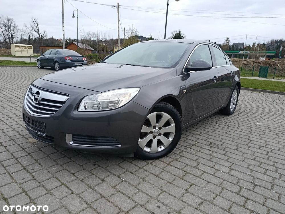 Opel Insignia 1.8 Edition - 1