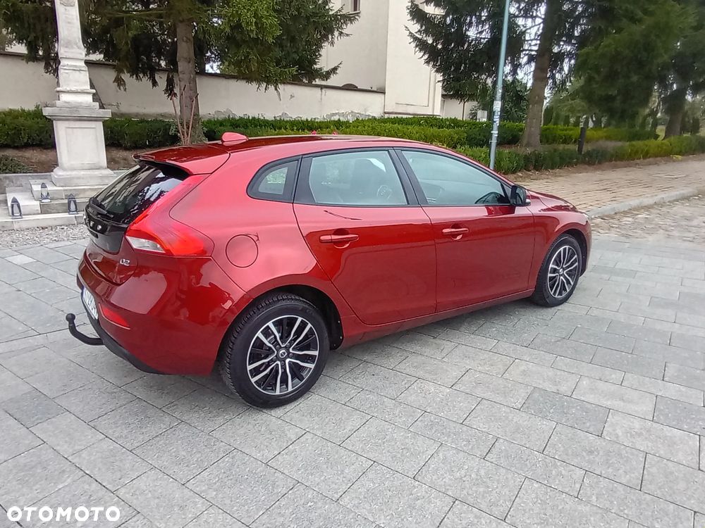 Volvo V40 D2 - 16