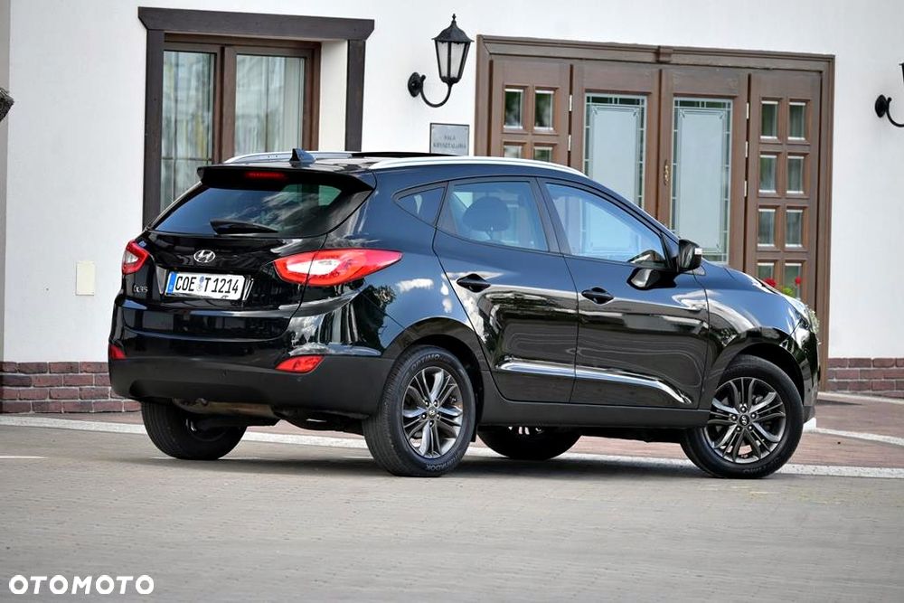 Hyundai ix35 1.6 2WD Fifa World Cup Edition - 16