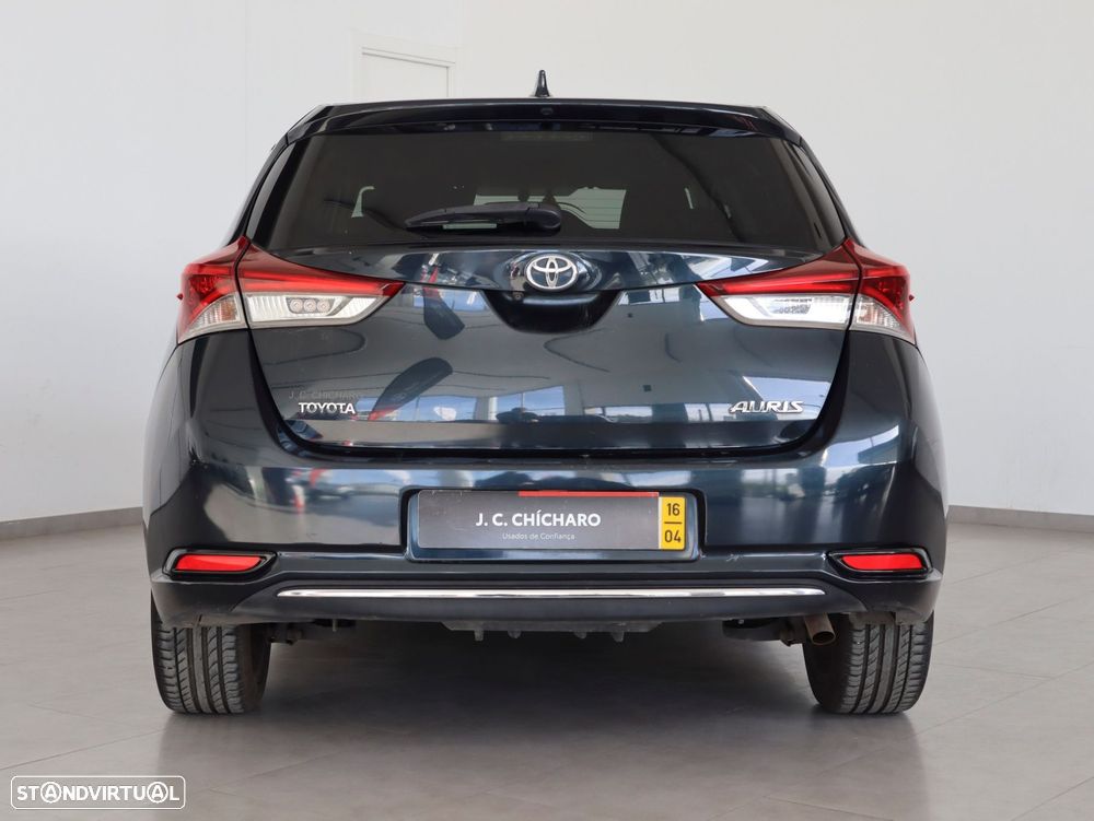 Toyota Auris - 4