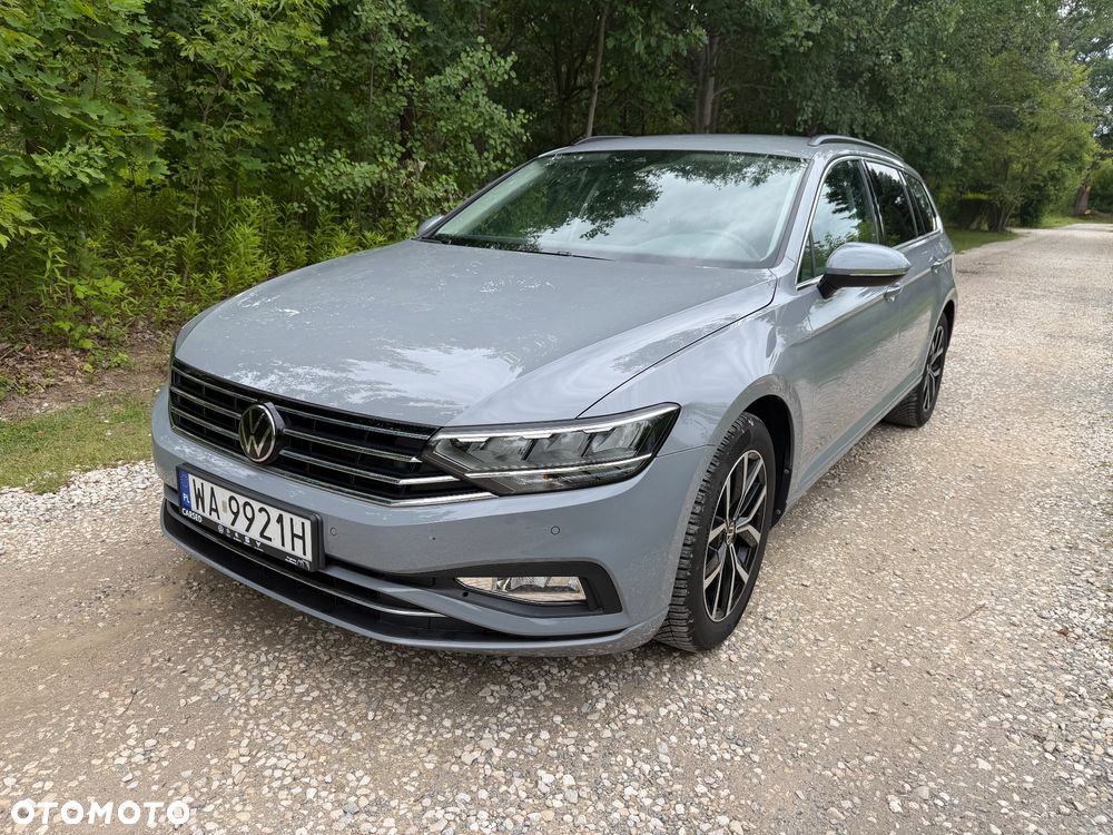 Volkswagen Passat - 24
