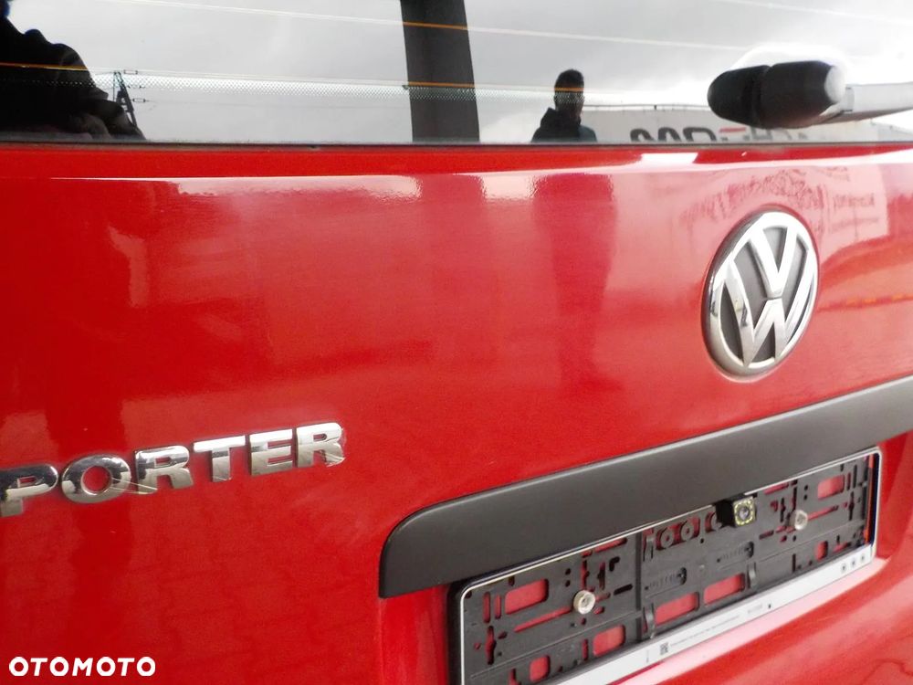 VW T5 KLAPA TYŁ TYLNA Z SZYBĄ - 4