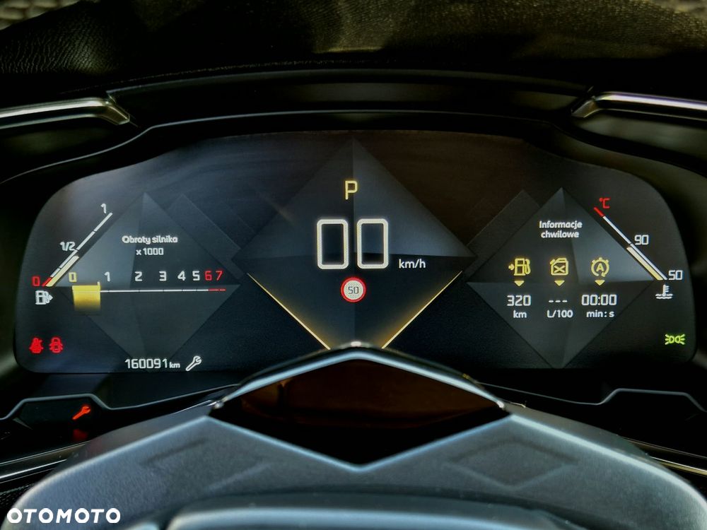 DS Automobiles DS 7 Crossback - 12