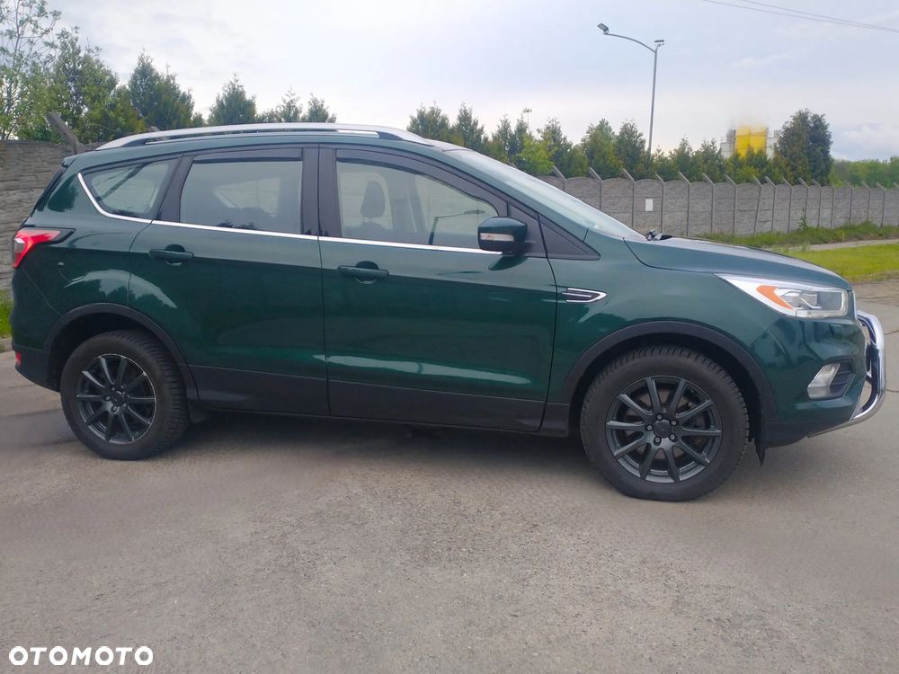 Ford Kuga 2.0 TDCi 4x2 Trend - 12