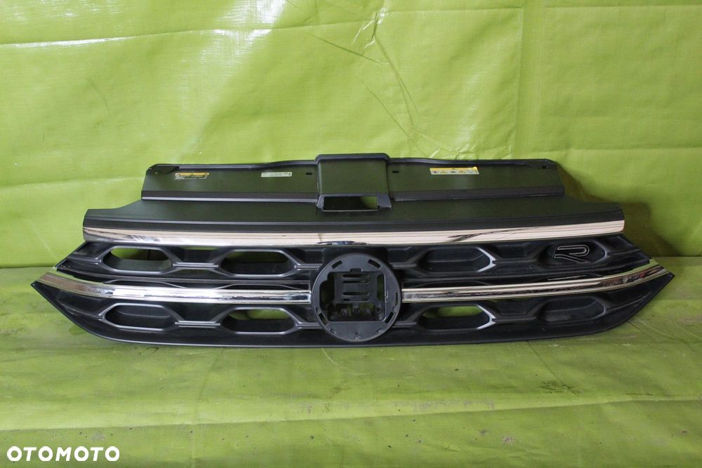 Grill VW T-ROC po 2021r. R-Line 2GA.853.653.H