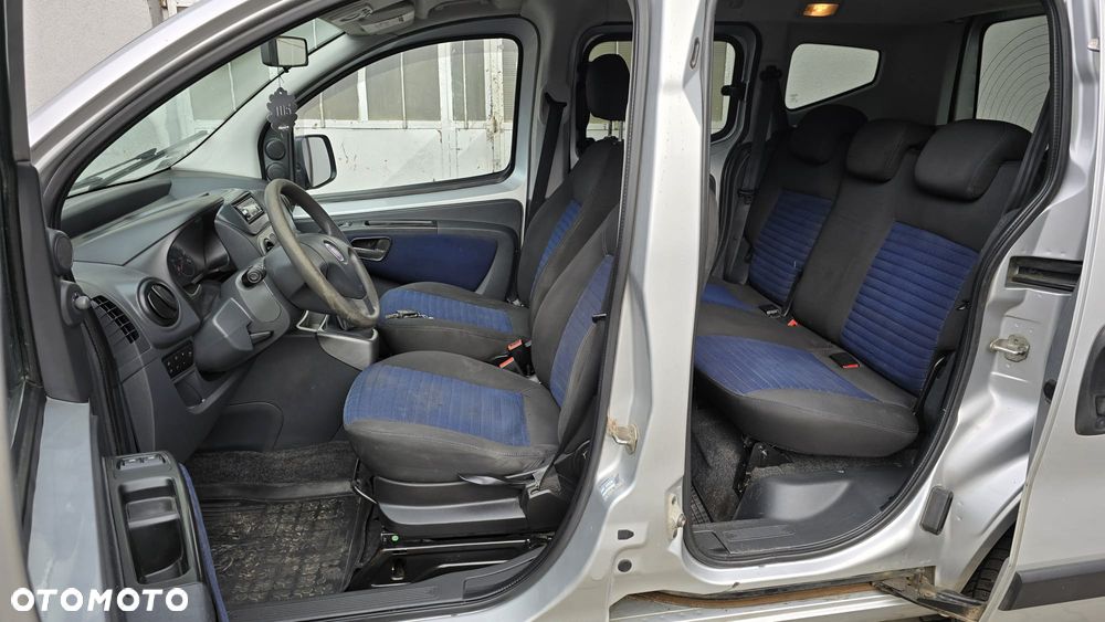 Fiat Qubo - 12