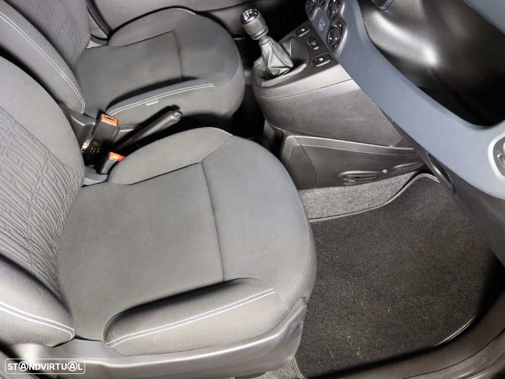 Fiat Panda 1.0 Hybrid City Cross - 17