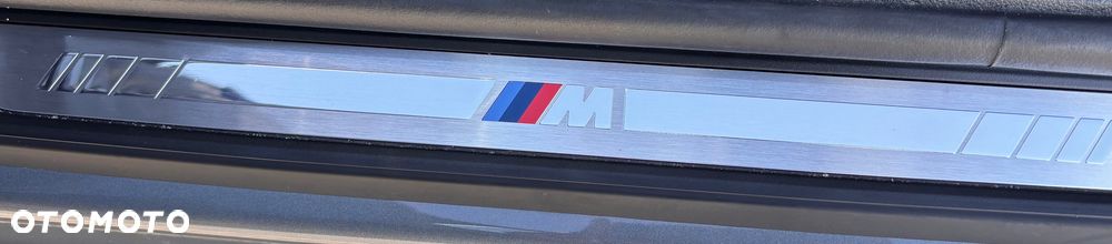BMW Seria 3 318i M Sport Edition - 8